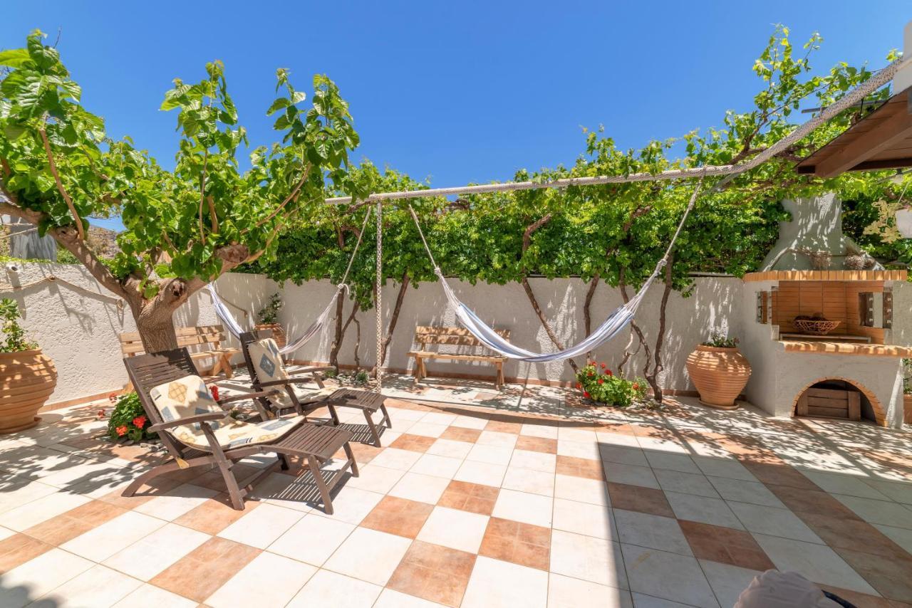 Paradisos Luxury Villas Next To Beach Koutsouras Екстер'єр фото