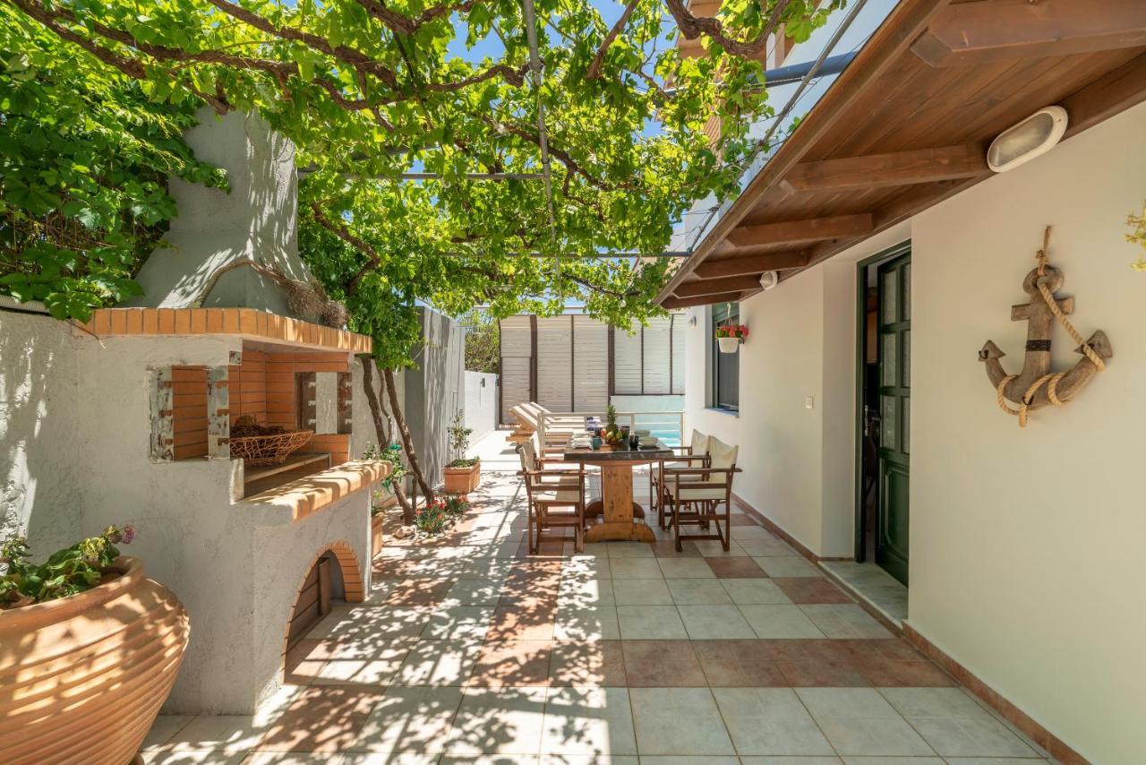 Paradisos Luxury Villas Next To Beach Koutsouras Екстер'єр фото